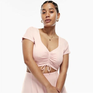 SOLD ARITZIA Wilfred Enamor Pink Ruched Cropped Tee - Size L